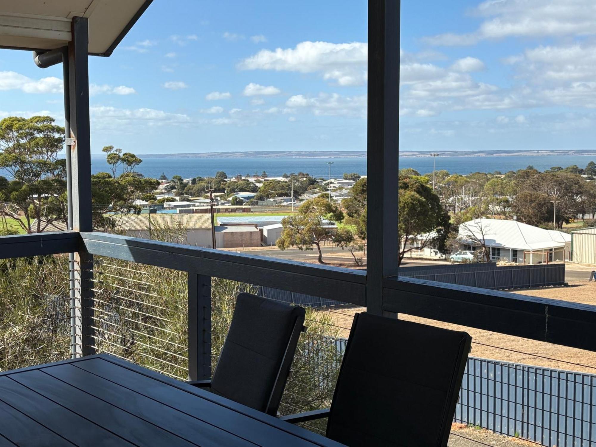 Kangaroo Island Bayview Villas Кингскот Экстерьер фото