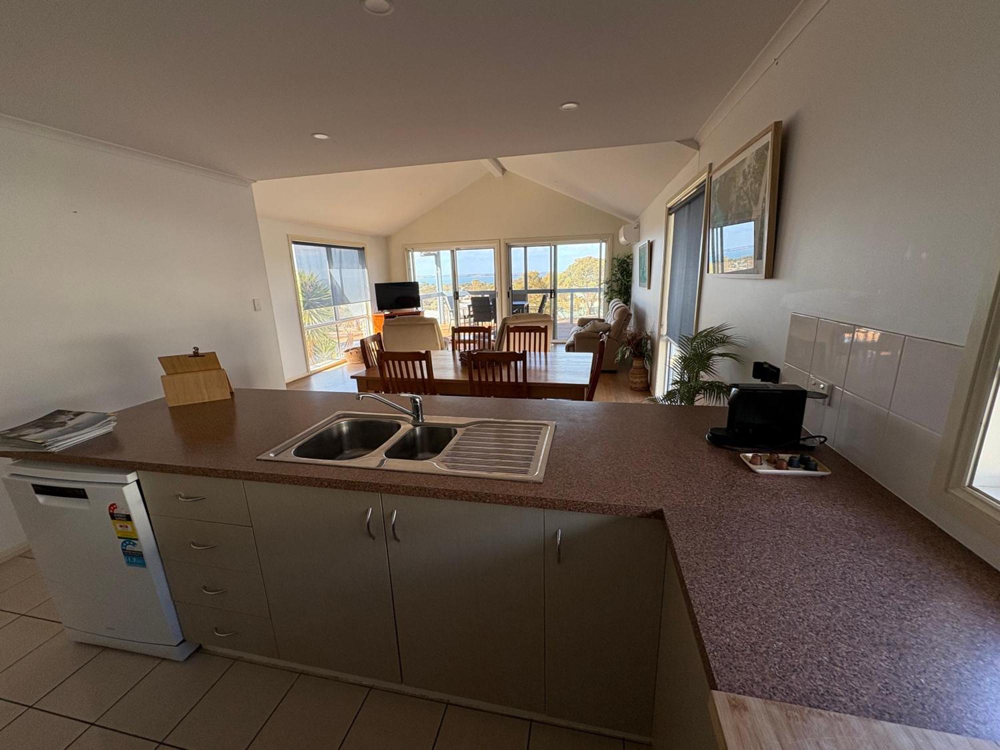 Kangaroo Island Bayview Villas Кингскот Экстерьер фото