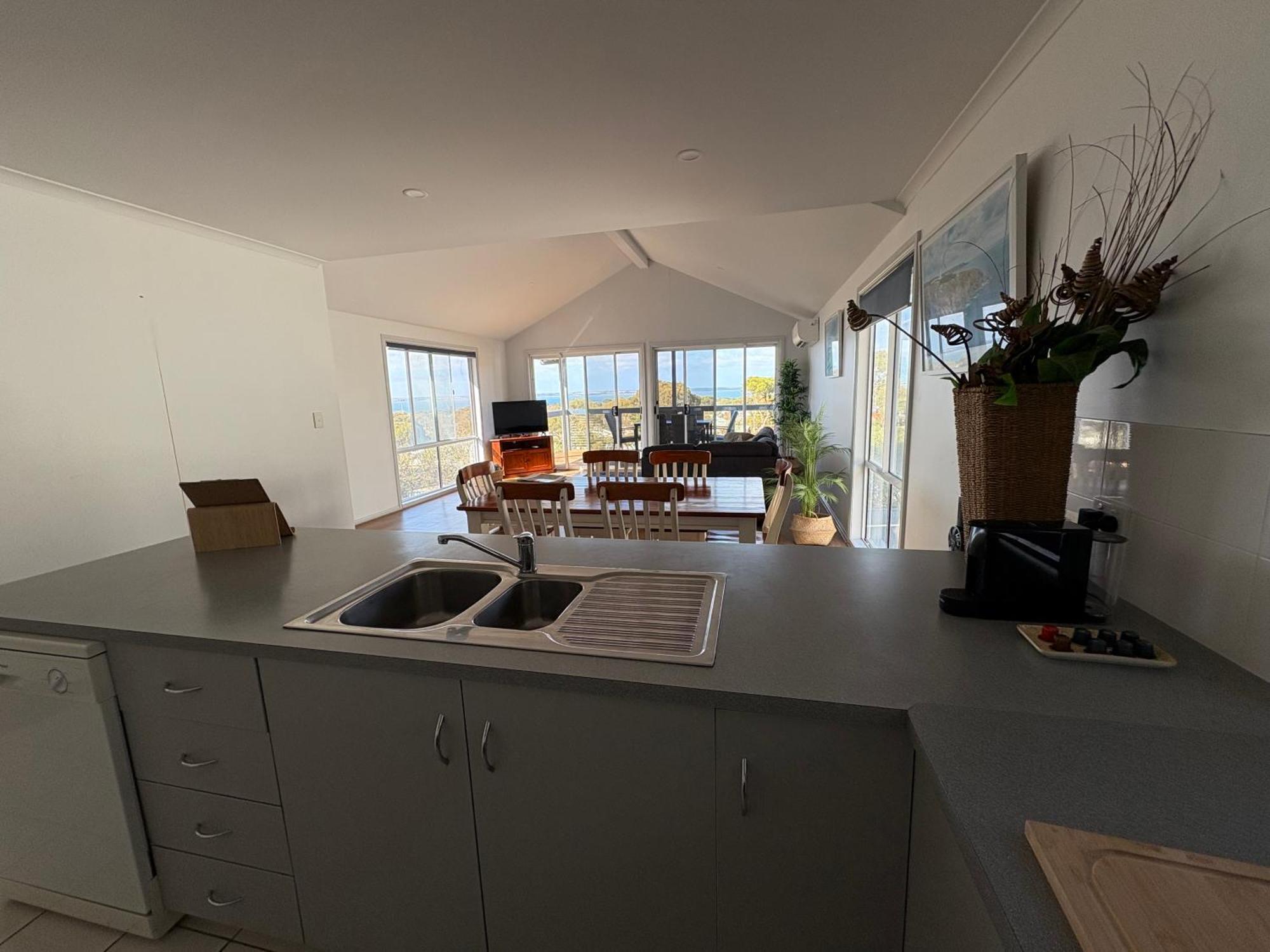 Kangaroo Island Bayview Villas Кингскот Экстерьер фото