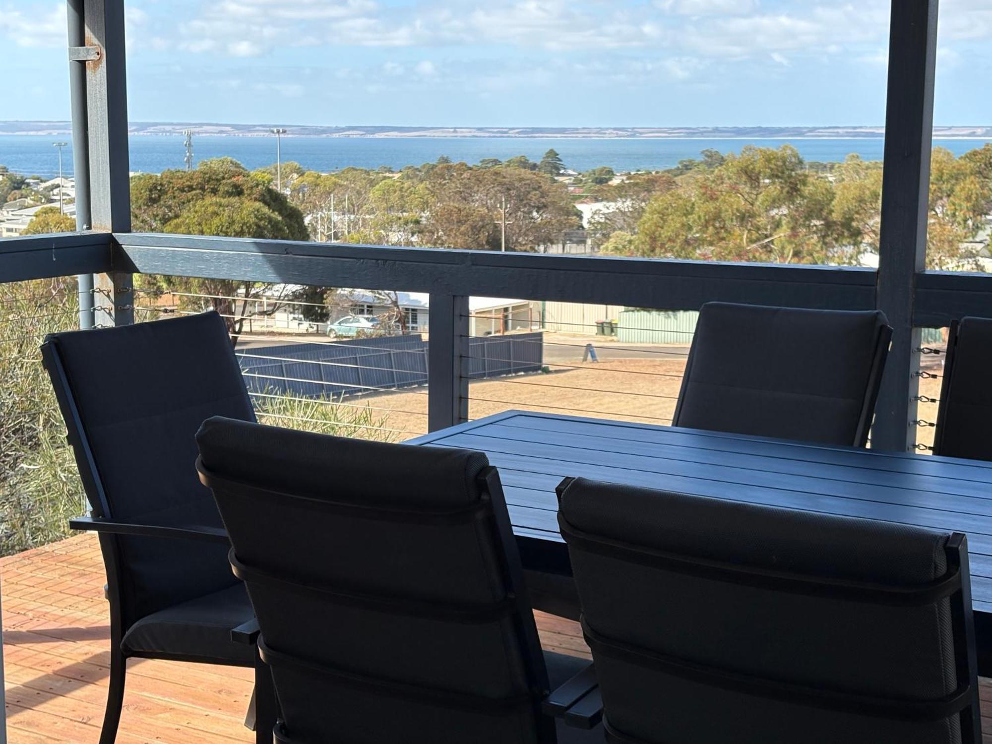 Kangaroo Island Bayview Villas Кингскот Экстерьер фото